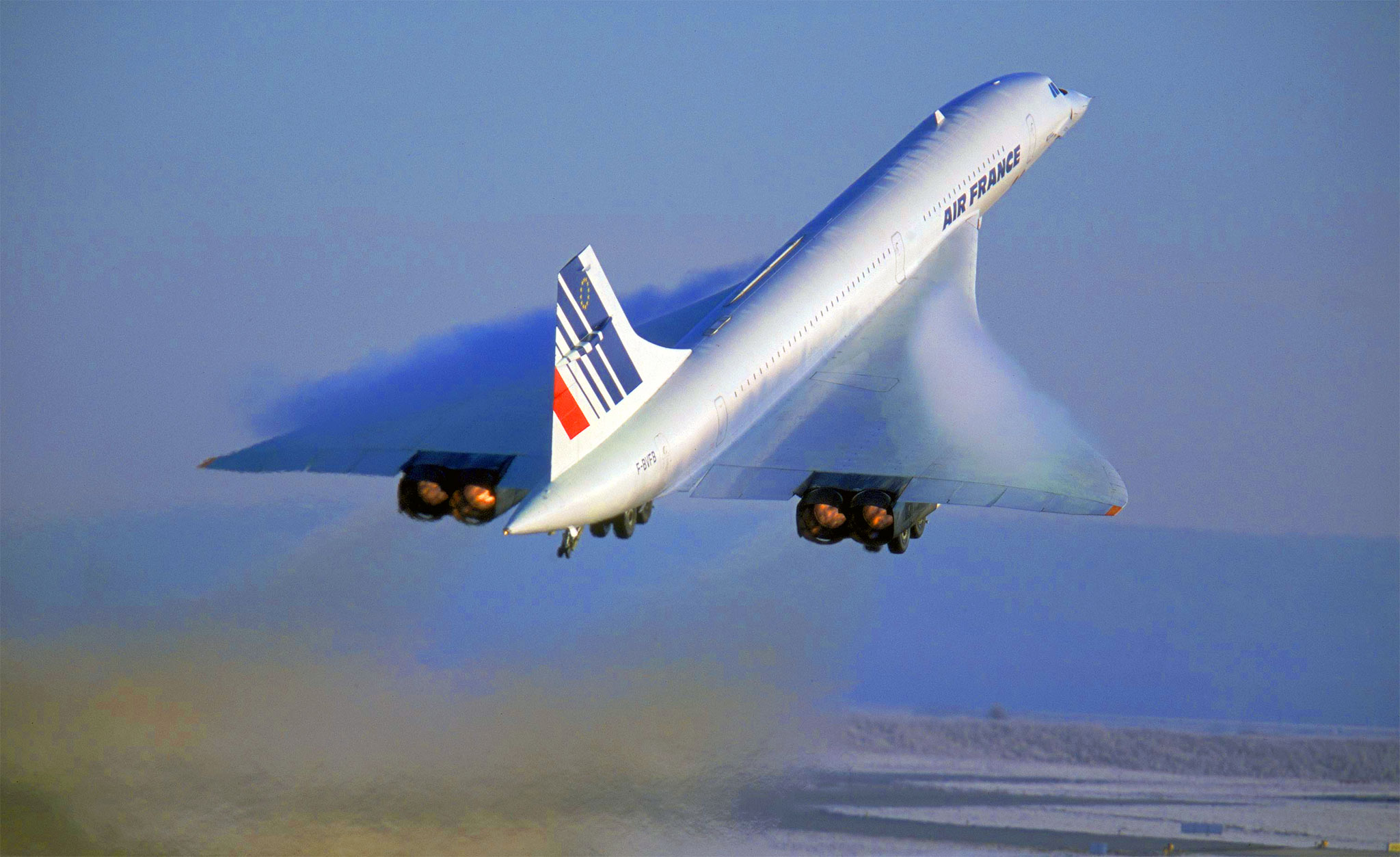 Concorde airplane - molideluxe