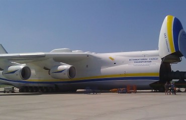 Antonov An-255 with nose cargo door open